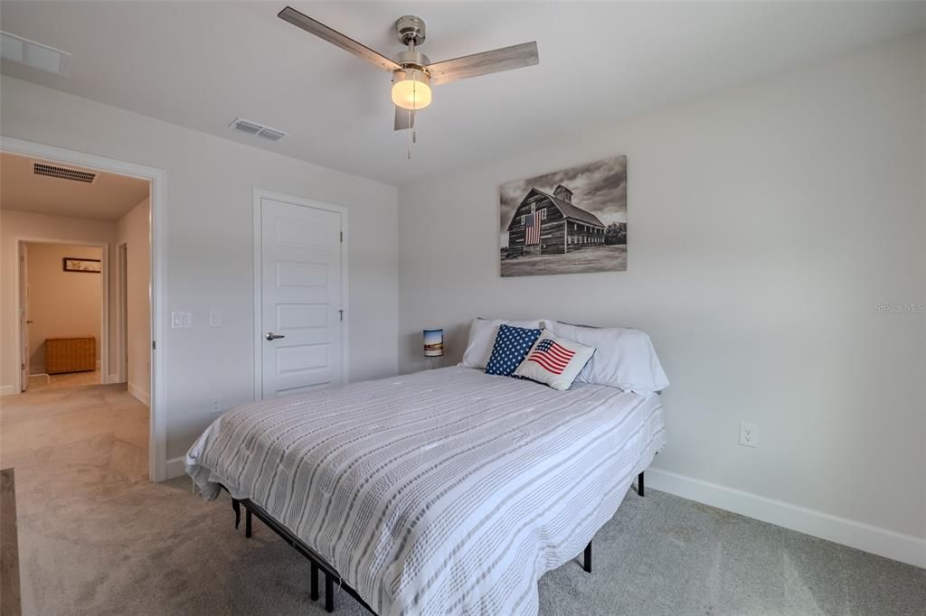 出租: $2,500 (4 贝兹, 3 浴室, 2181 平方英尺)