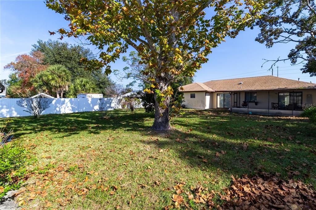 На продажу: $199,000 (2 спален, 2 ванн, 982 Квадратных фут)