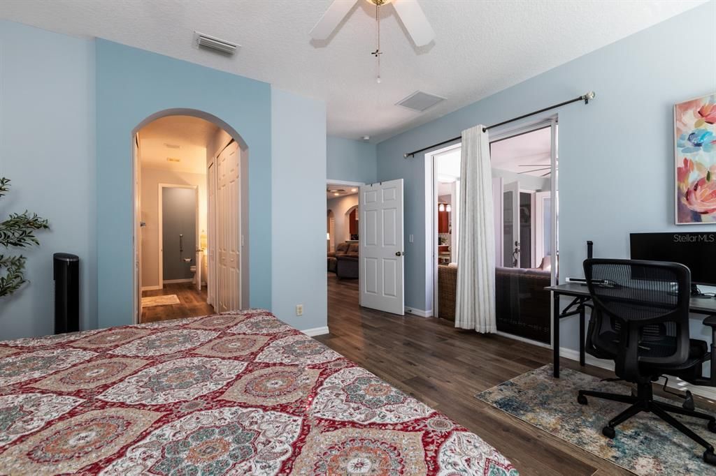 En Venta: $379,000 (3 camas, 2 baños, 1804 Pies cuadrados)