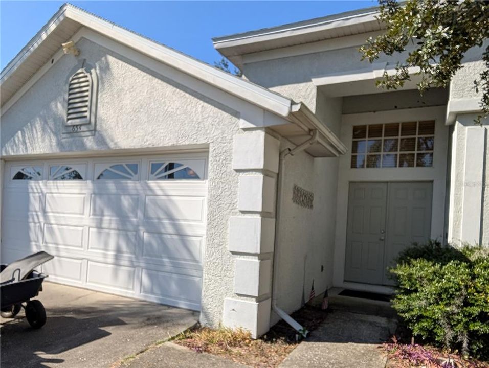 Active With Contract: $339,000 (3 beds, 2 baths, 1699 Square Feet)