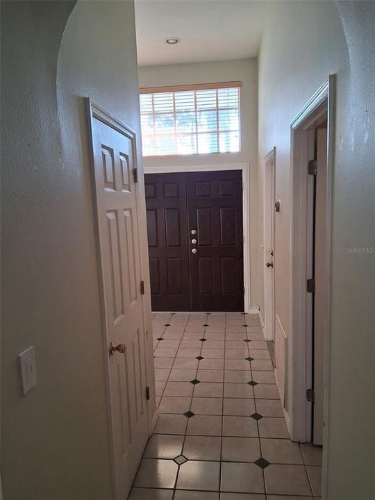 Active With Contract: $339,000 (3 beds, 2 baths, 1699 Square Feet)