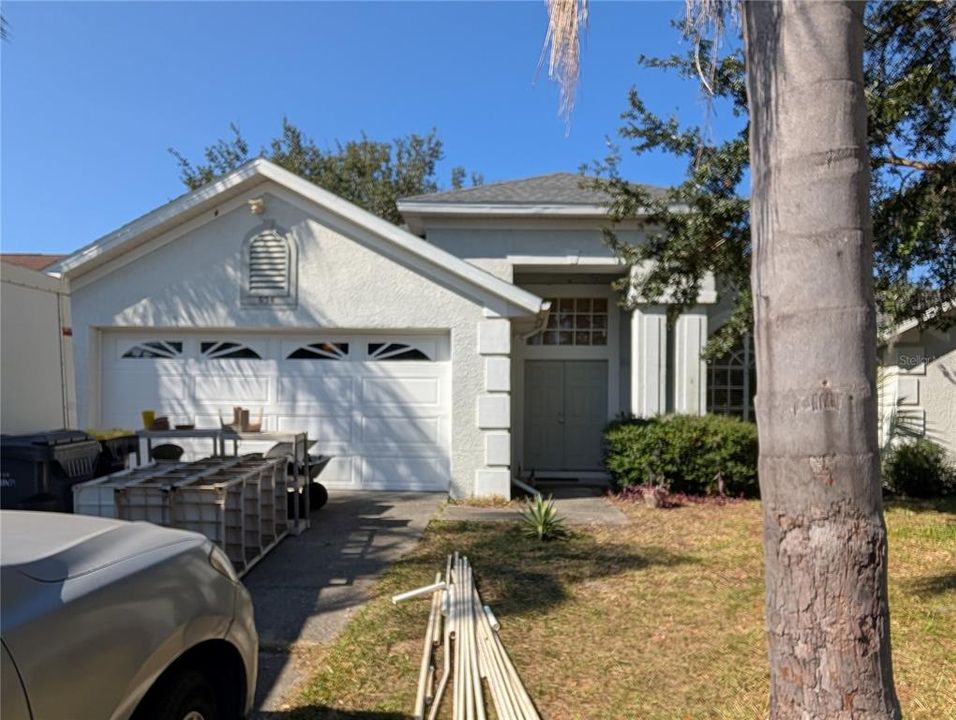 Active With Contract: $339,000 (3 beds, 2 baths, 1699 Square Feet)