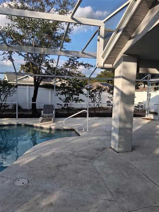 Active With Contract: $339,000 (3 beds, 2 baths, 1699 Square Feet)