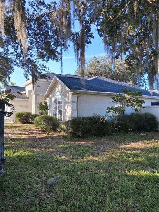 Active With Contract: $339,000 (3 beds, 2 baths, 1699 Square Feet)