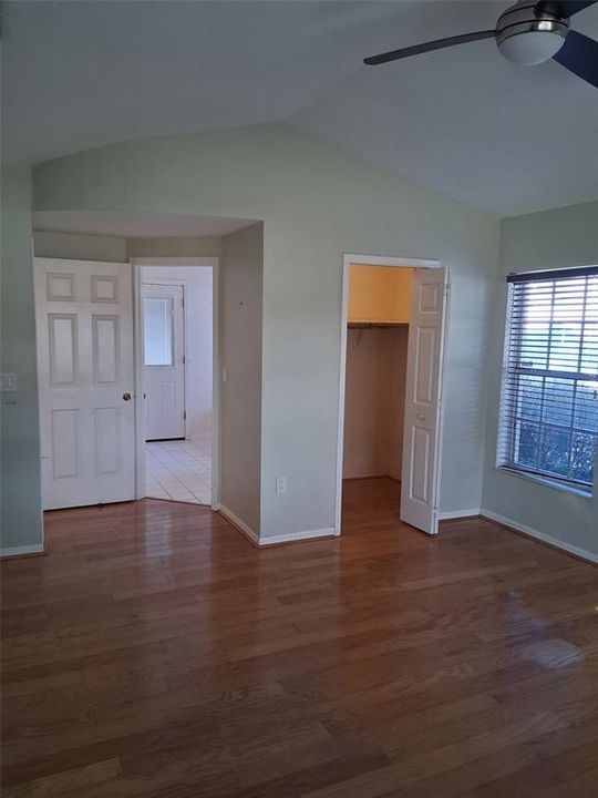 Active With Contract: $339,000 (3 beds, 2 baths, 1699 Square Feet)