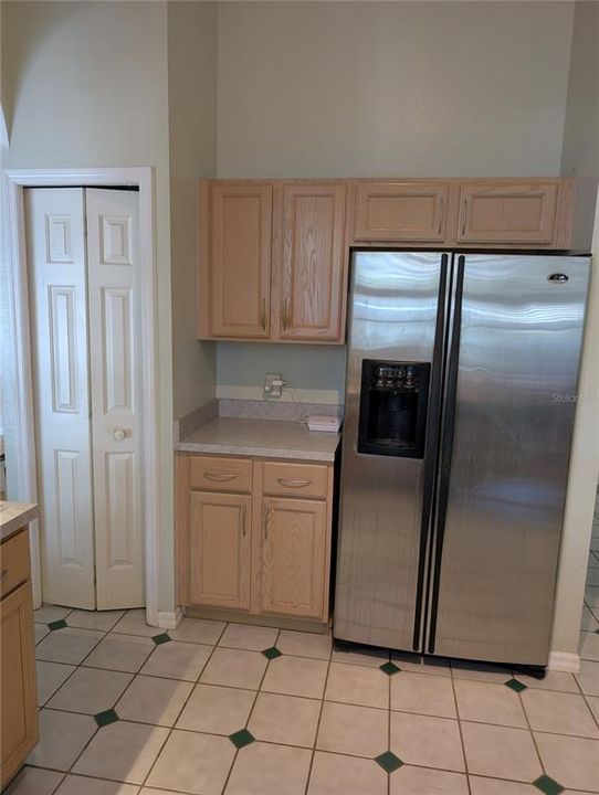 Active With Contract: $339,000 (3 beds, 2 baths, 1699 Square Feet)