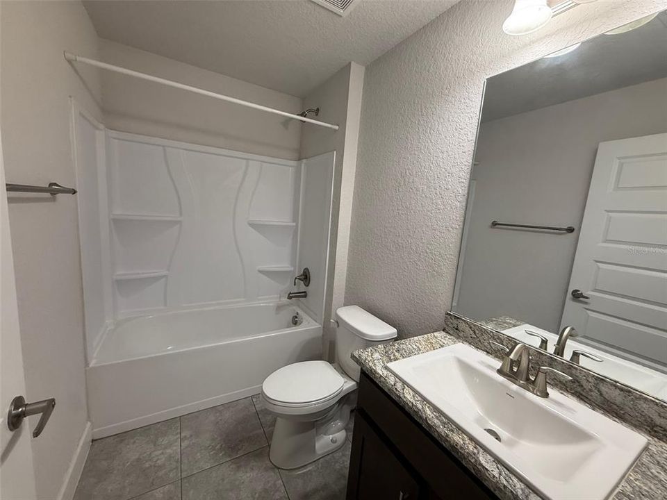 En Venta: $260,000 (3 camas, 2 baños, 1515 Pies cuadrados)