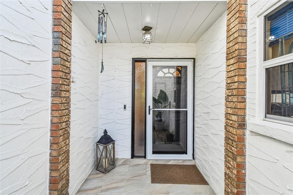 На продажу: $350,000 (2 спален, 2 ванн, 1456 Квадратных фут)