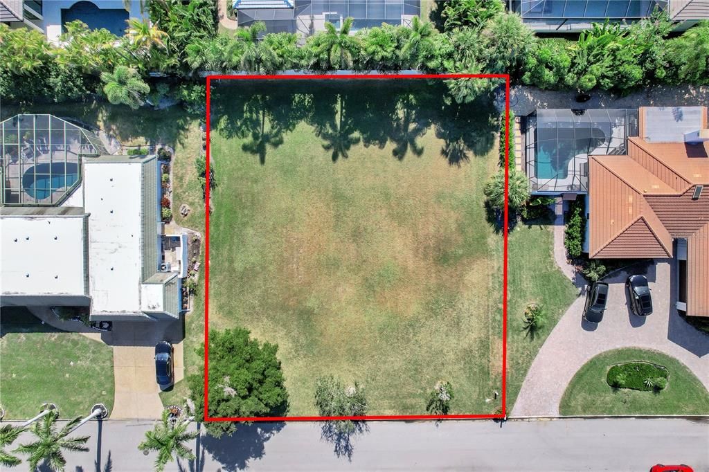 For Sale: $1,849,000 (0.30 acres)