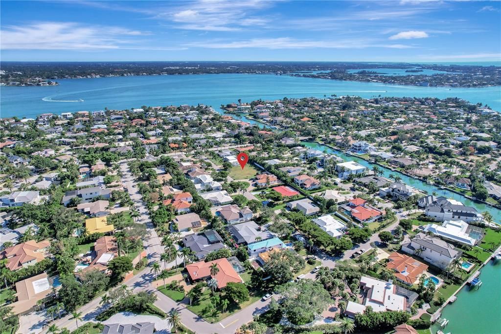 For Sale: $1,849,000 (0.30 acres)