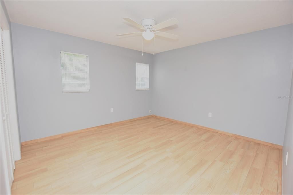 En Renta: $1,100 (2 camas, 1 baños, 1176 Pies cuadrados)