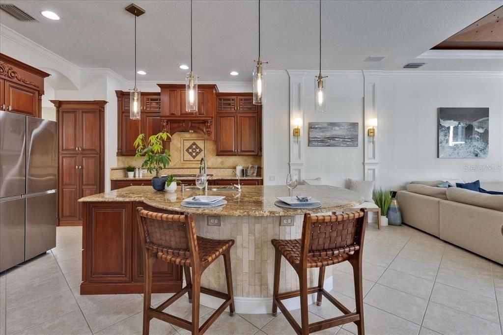 En Venta: $1,400,000 (4 camas, 3 baños, 3548 Pies cuadrados)