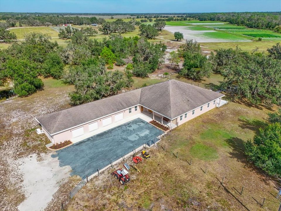 For Sale: $1,250,000 (3 beds, 3 baths, 3767 Square Feet)