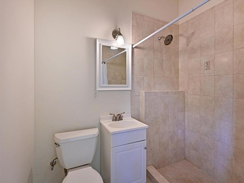 For Sale: $1,250,000 (3 beds, 3 baths, 3767 Square Feet)