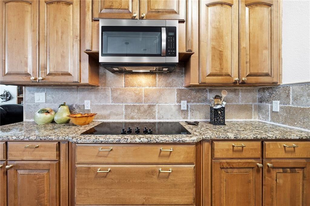 待售: $1,595,000 (3 贝兹, 3 浴室, 3647 平方英尺)