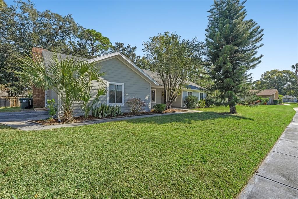 合同活跃: $369,000 (3 贝兹, 2 浴室, 1767 平方英尺)