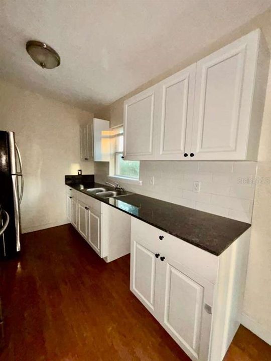 En Renta: $2,050 (3 camas, 2 baños, 1100 Pies cuadrados)