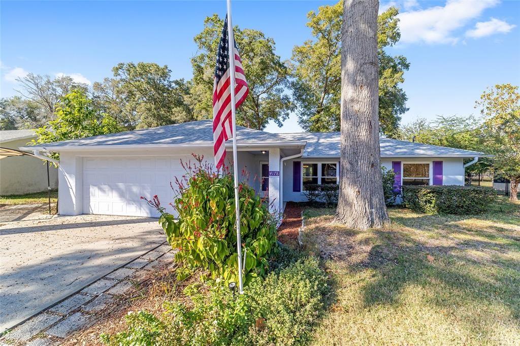 For Sale: $275,900 (3 beds, 2 baths, 1604 Square Feet)