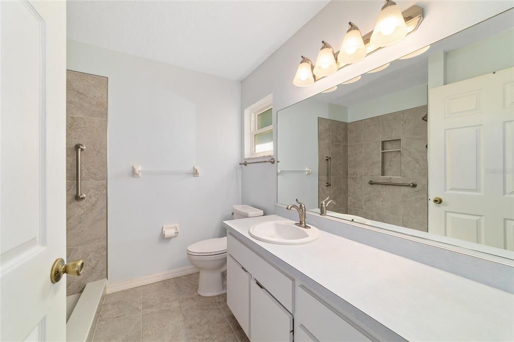 For Sale: $275,900 (3 beds, 2 baths, 1604 Square Feet)