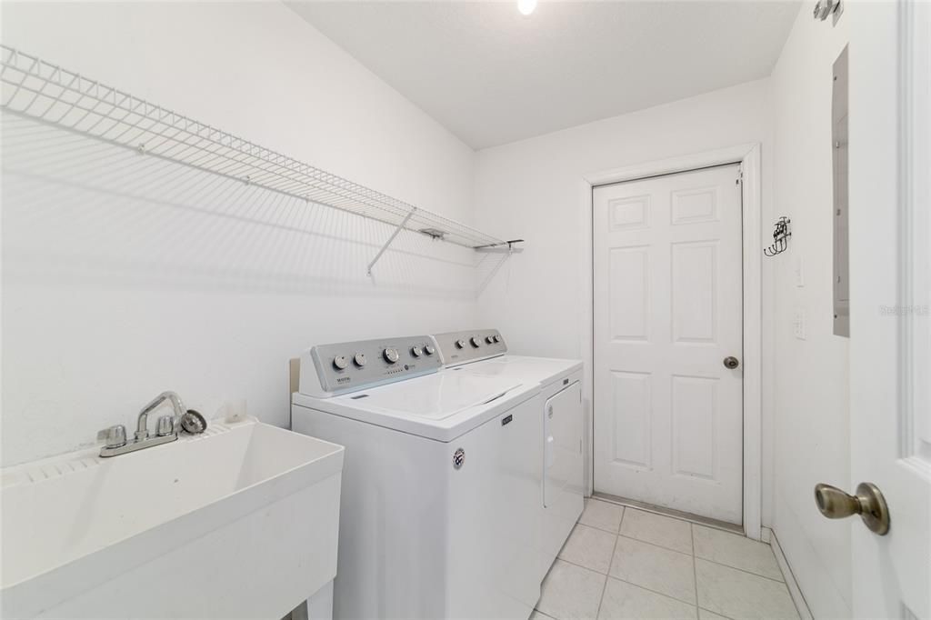 For Sale: $275,900 (3 beds, 2 baths, 1604 Square Feet)