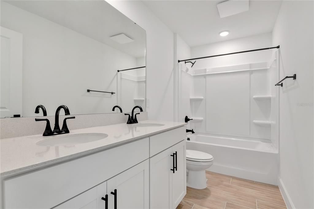 待售: $591,261 (5 贝兹, 3 浴室, 3030 平方英尺)