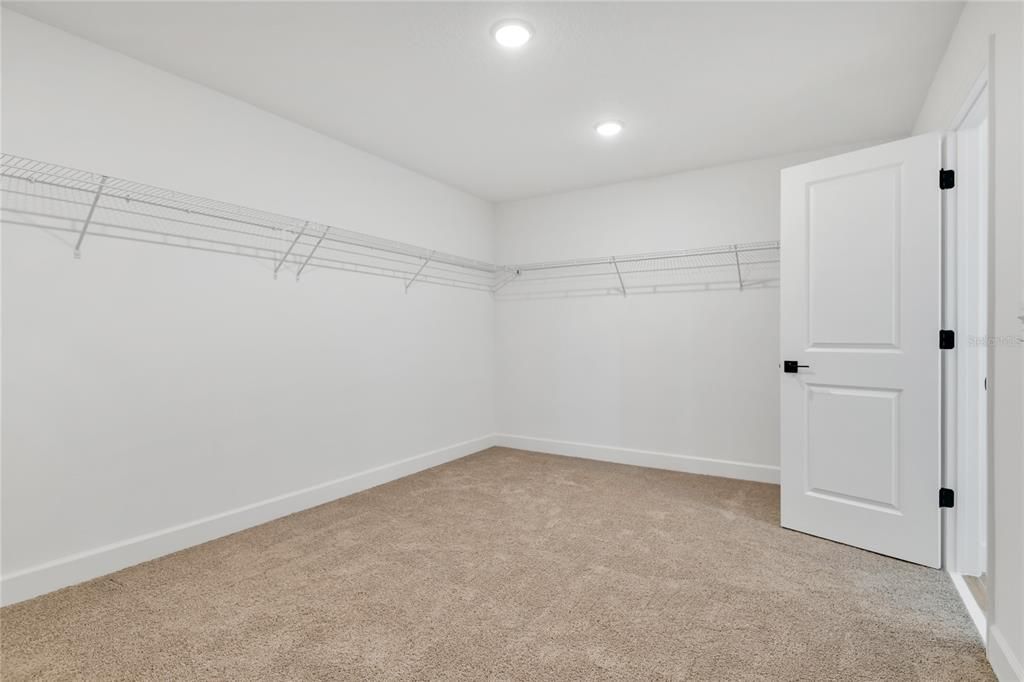 待售: $591,261 (5 贝兹, 3 浴室, 3030 平方英尺)