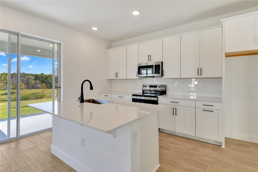 待售: $591,261 (5 贝兹, 3 浴室, 3030 平方英尺)