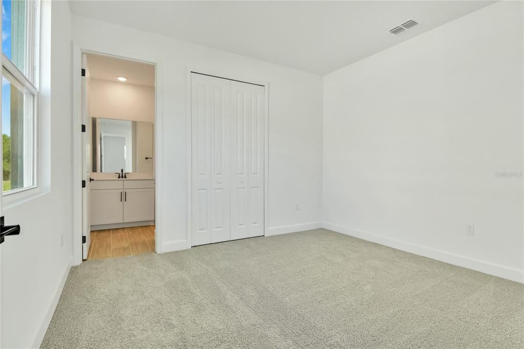 待售: $591,261 (5 贝兹, 3 浴室, 3030 平方英尺)