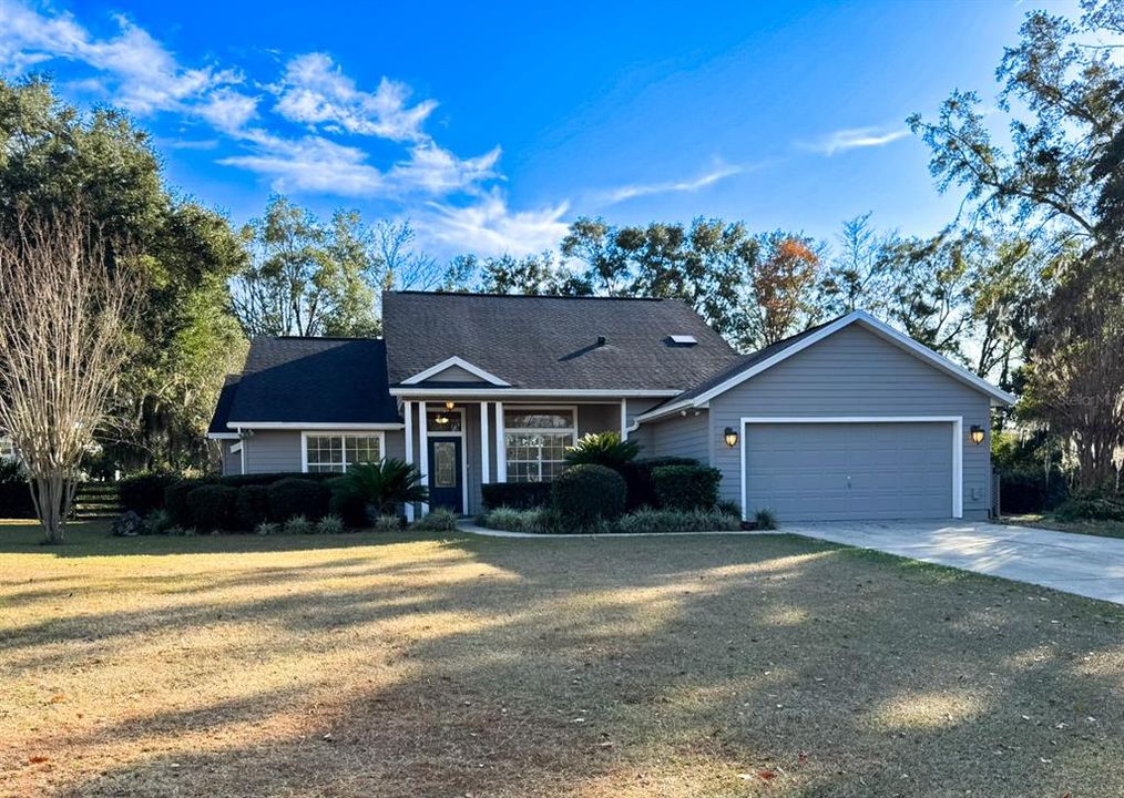 Active With Contract: $475,900 (4 beds, 3 baths, 1923 Square Feet)