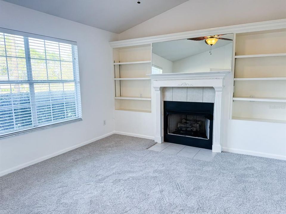 Active With Contract: $475,900 (4 beds, 3 baths, 1923 Square Feet)