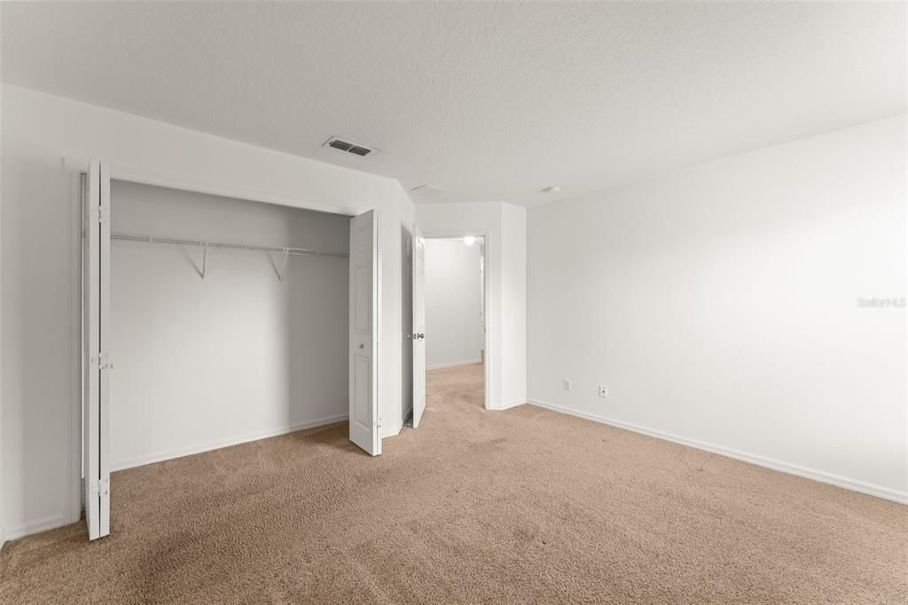 На продажу: $449,000 (6 спален, 2 ванн, 3040 Квадратных фут)