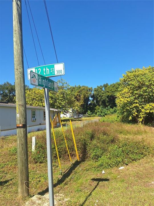 На продажу: $380,000 (6.73 acres)