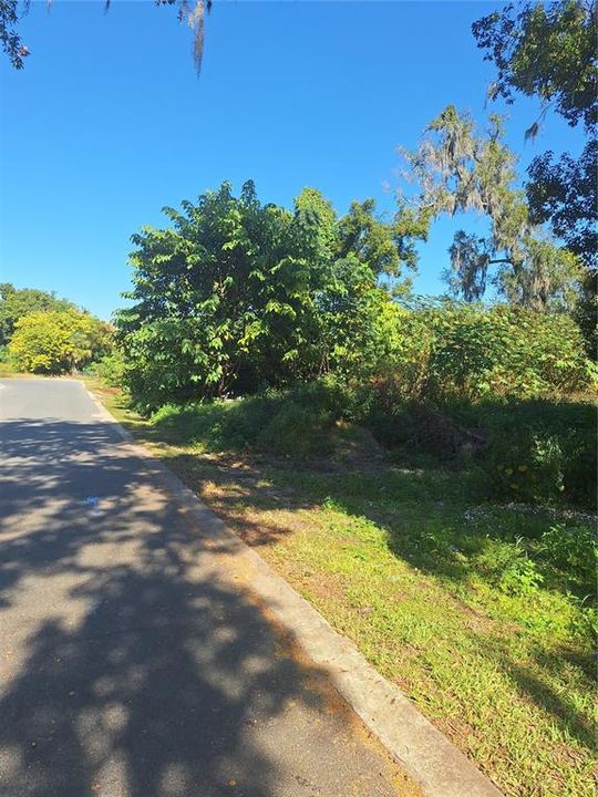 На продажу: $380,000 (6.73 acres)