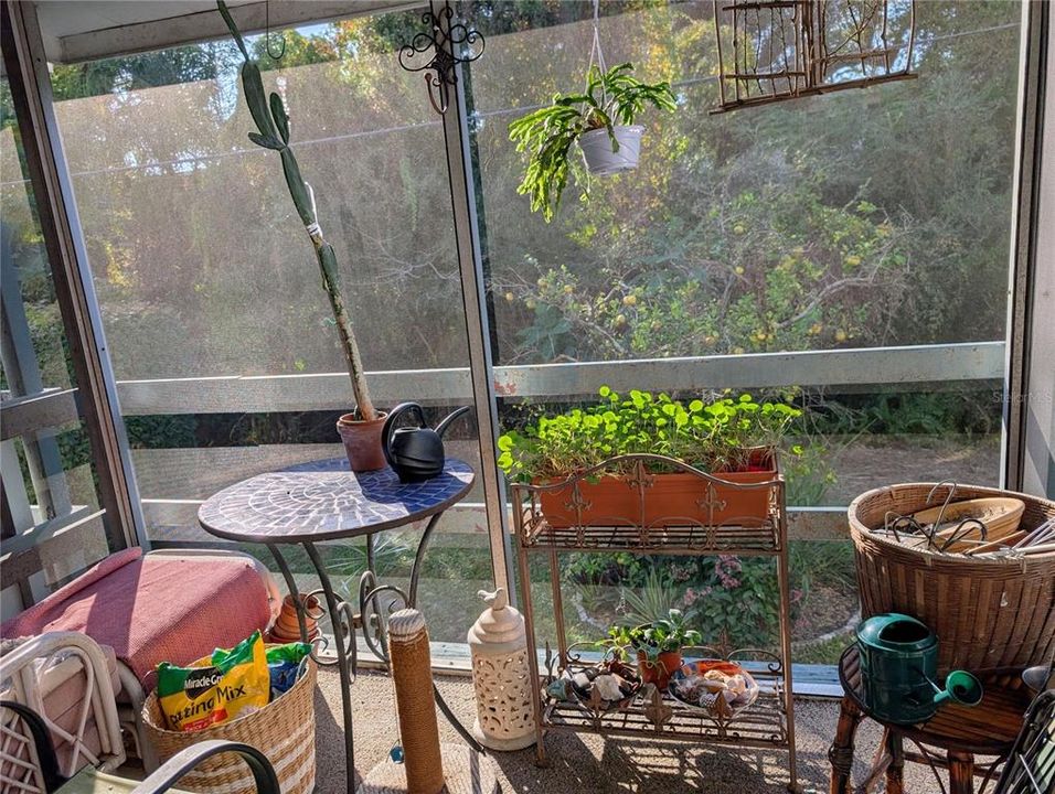 合同活跃: $57,000 (1 贝兹, 1 浴室, 576 平方英尺)