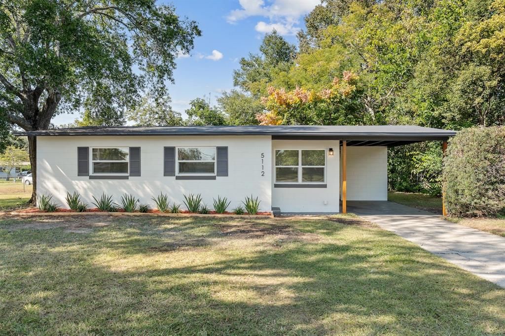 待售: $314,000 (3 贝兹, 1 浴室, 852 平方英尺)