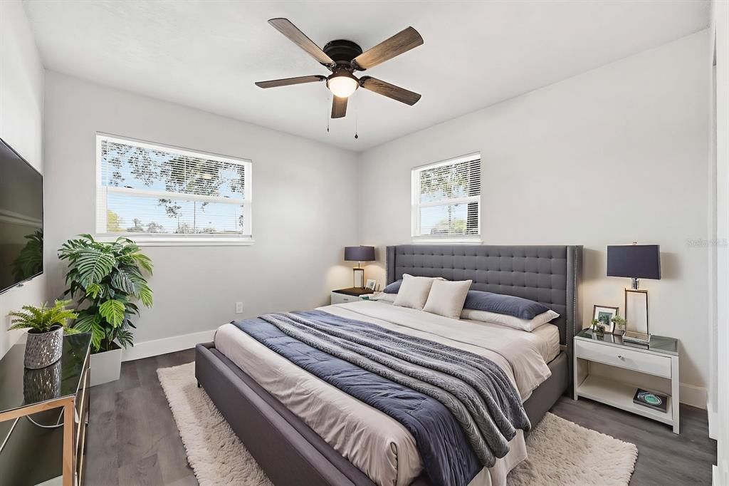 待售: $314,000 (3 贝兹, 1 浴室, 852 平方英尺)