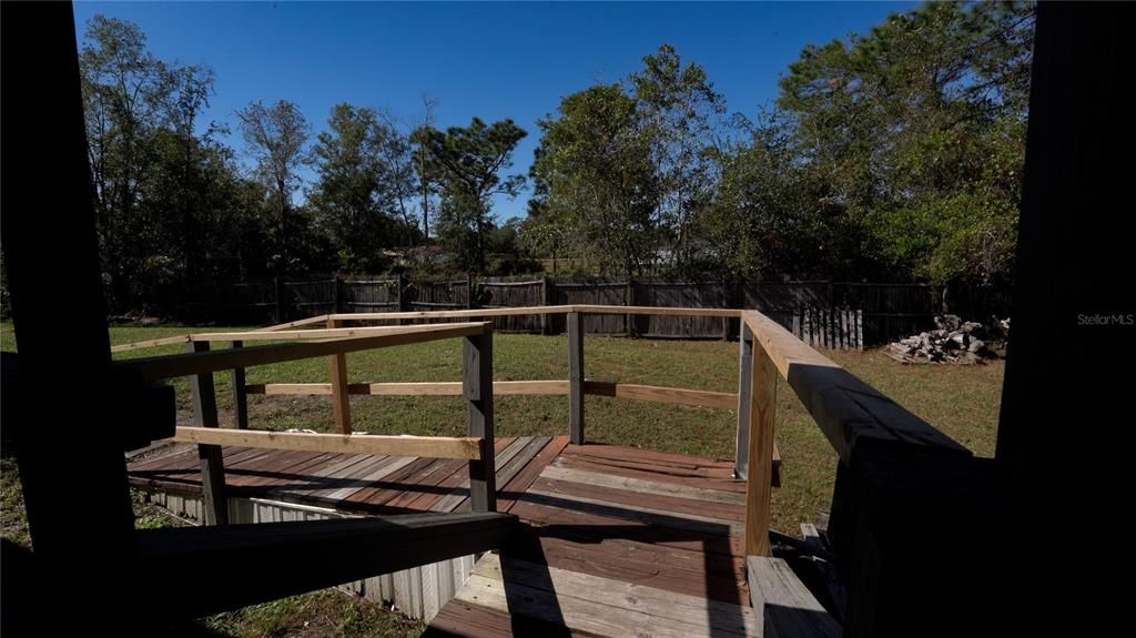 出租: $1,945 (4 贝兹, 2 浴室, 1782 平方英尺)