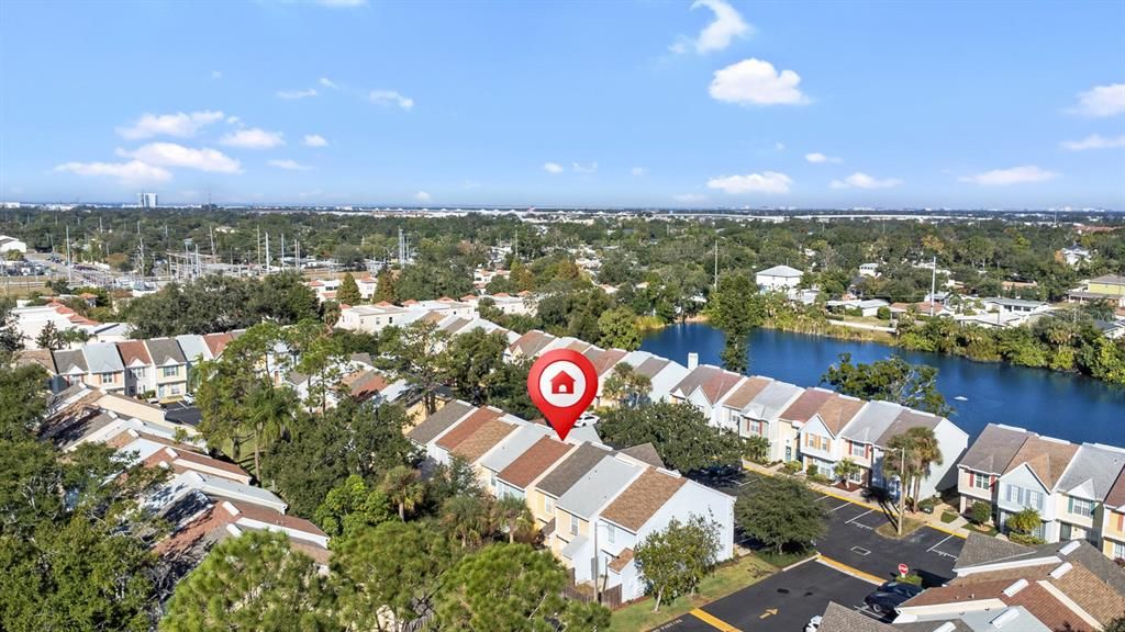 For Sale: $235,000 (2 beds, 2 baths, 1110 Square Feet)