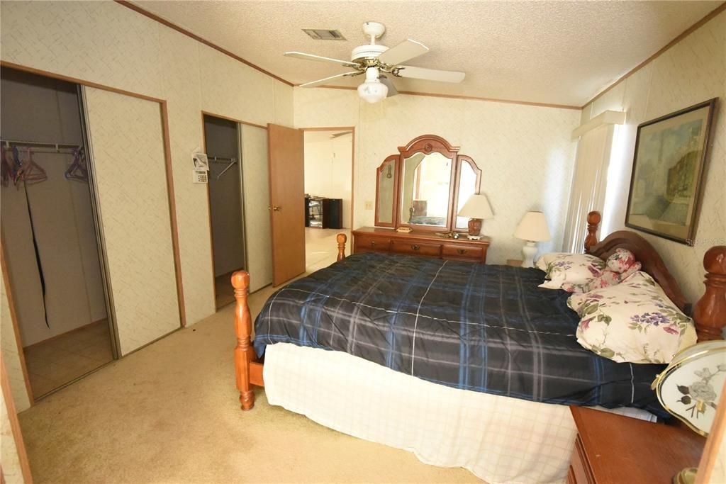 待售: $189,900 (3 贝兹, 2 浴室, 1352 平方英尺)