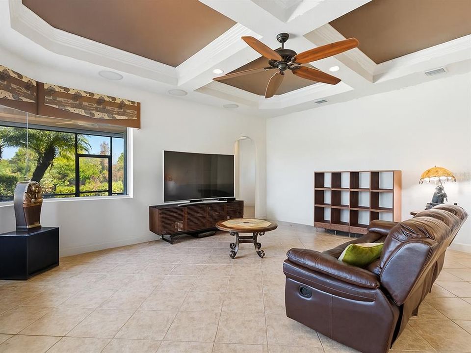 For Sale: $699,000 (3 beds, 3 baths, 2569 Square Feet)