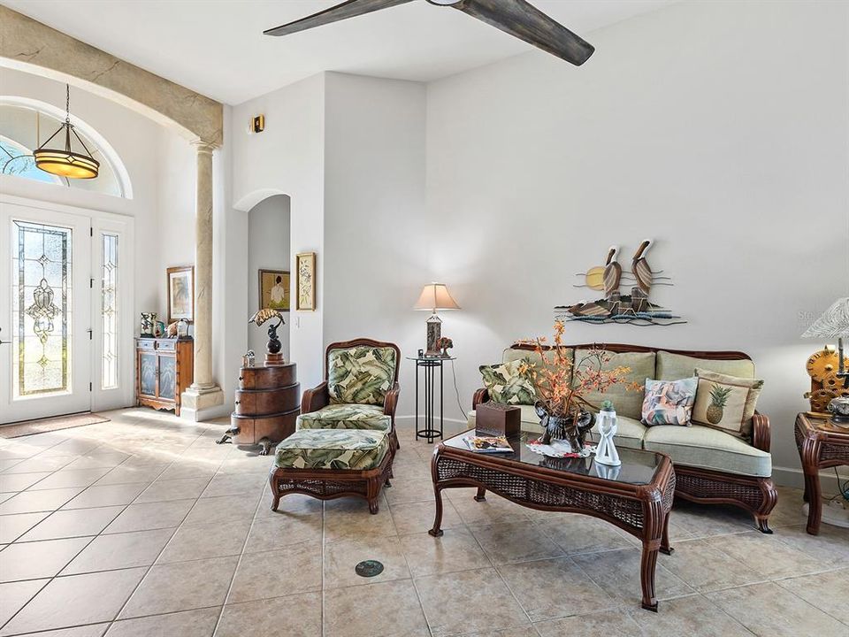 For Sale: $699,000 (3 beds, 3 baths, 2569 Square Feet)