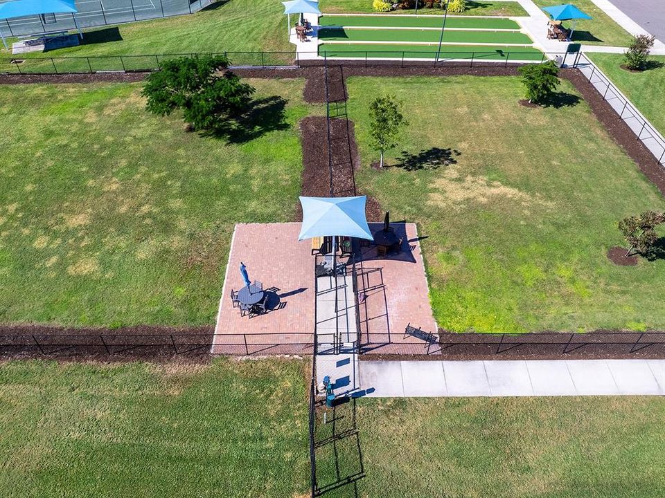 For Sale: $699,000 (3 beds, 3 baths, 2569 Square Feet)