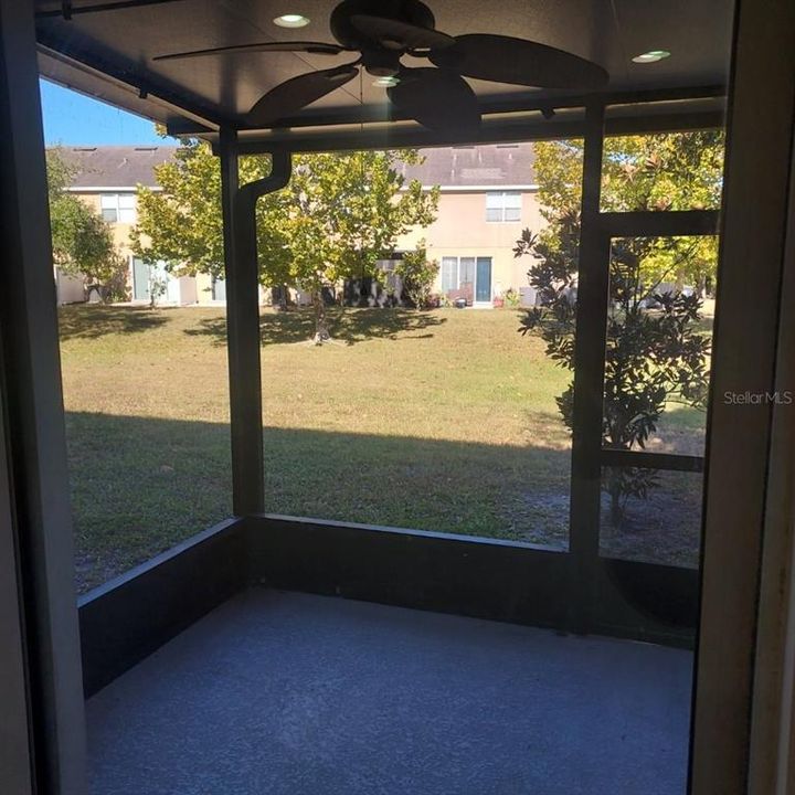 For Rent: $1,900 (2 beds, 2 baths, 1181 Square Feet)