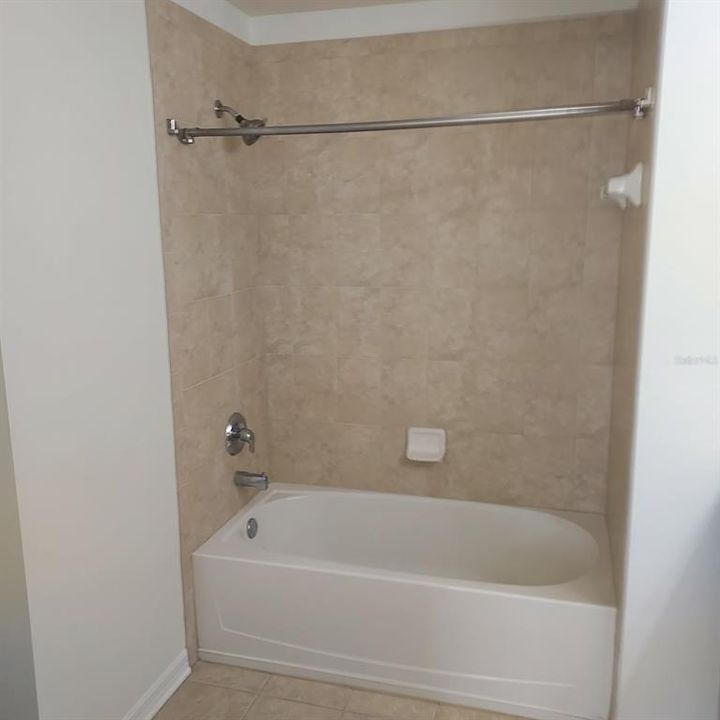 For Rent: $1,900 (2 beds, 2 baths, 1181 Square Feet)