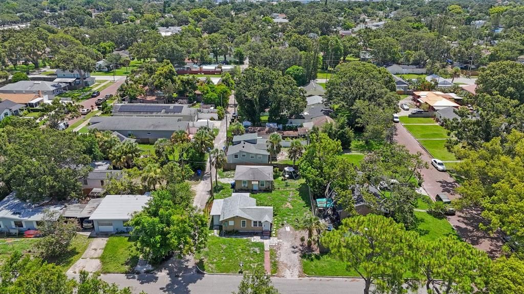 Active With Contract: $299,000 (3 beds, 0 baths, 1000 Square Feet)