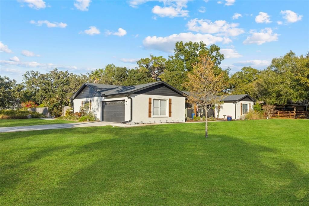 Active With Contract: $740,000 (4 beds, 2 baths, 2219 Square Feet)