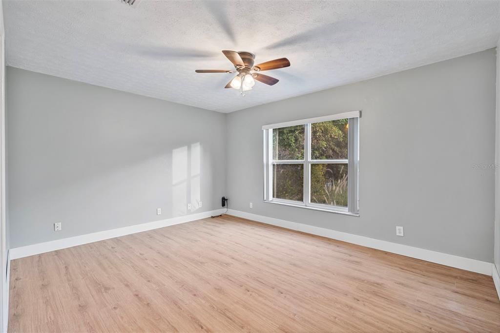 Active With Contract: $740,000 (4 beds, 2 baths, 2219 Square Feet)