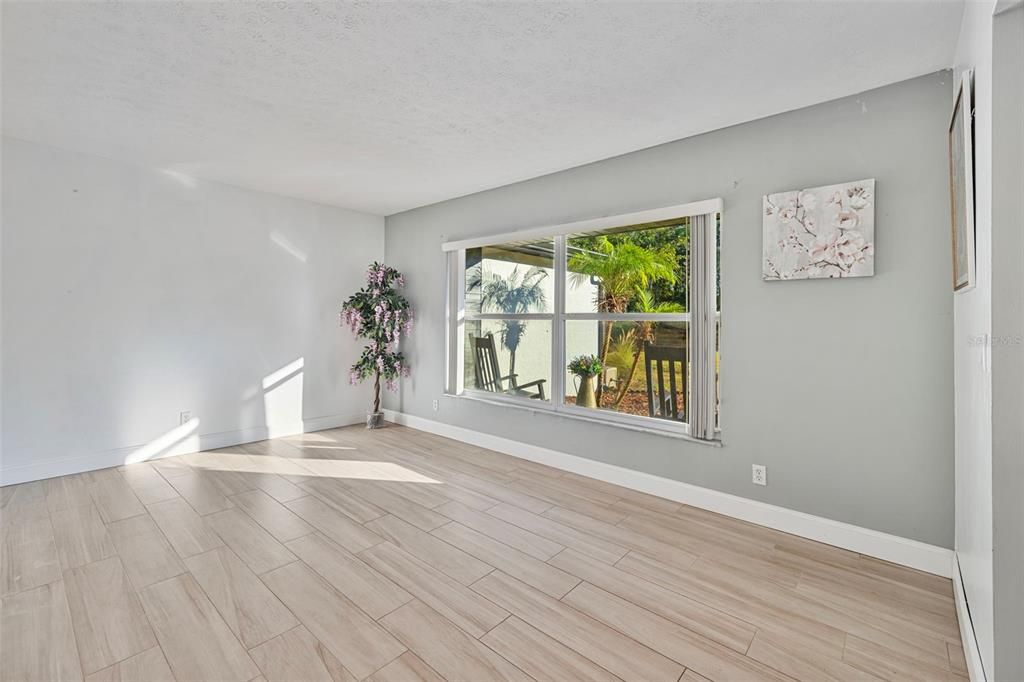 Active With Contract: $740,000 (4 beds, 2 baths, 2219 Square Feet)