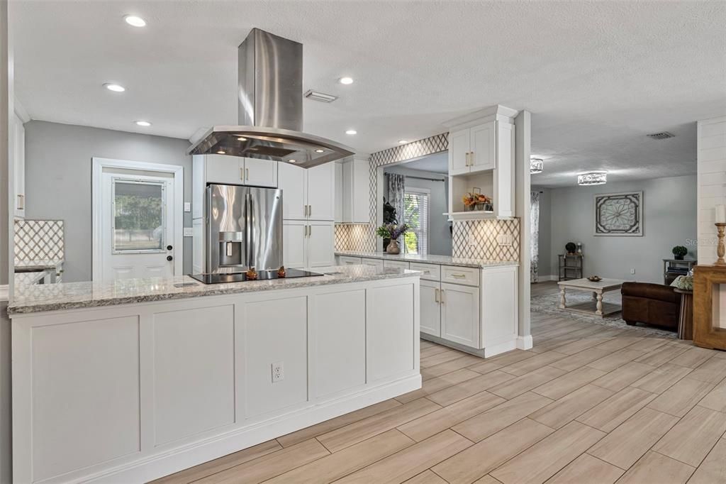 Active With Contract: $740,000 (4 beds, 2 baths, 2219 Square Feet)