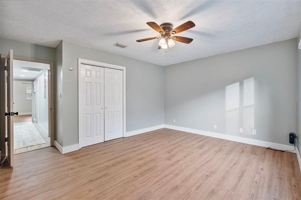 Active With Contract: $740,000 (4 beds, 2 baths, 2219 Square Feet)